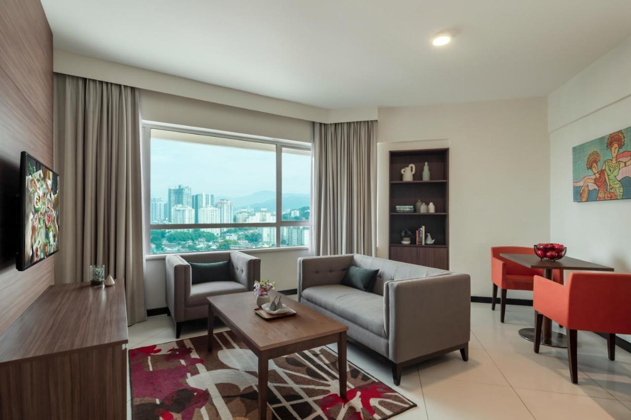 One-Bedroom Deluxe Corner